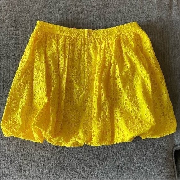 NWT Lilly Pulitzer Leah Skirt Oversized Pinwheel Eye Resort Yellow 8 - Picture 4 of 5
